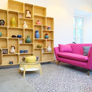 Mama Carlota Hotel